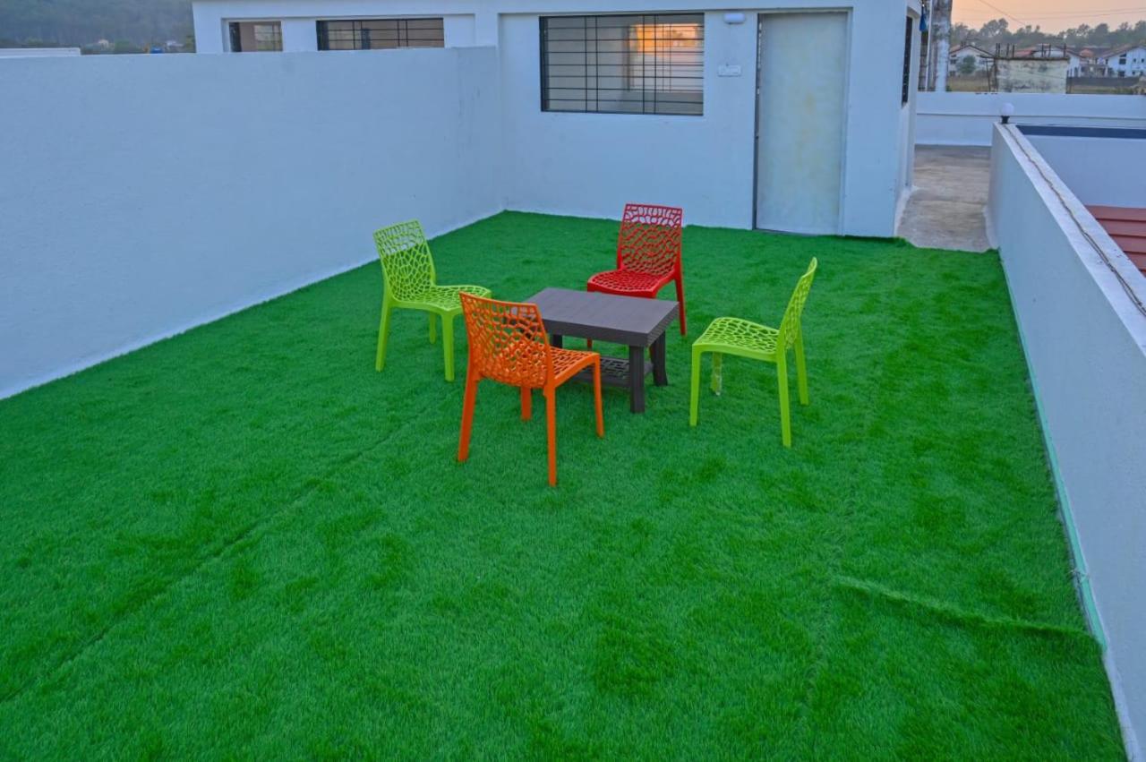 Fun Square Villa 로나발라 외부 사진